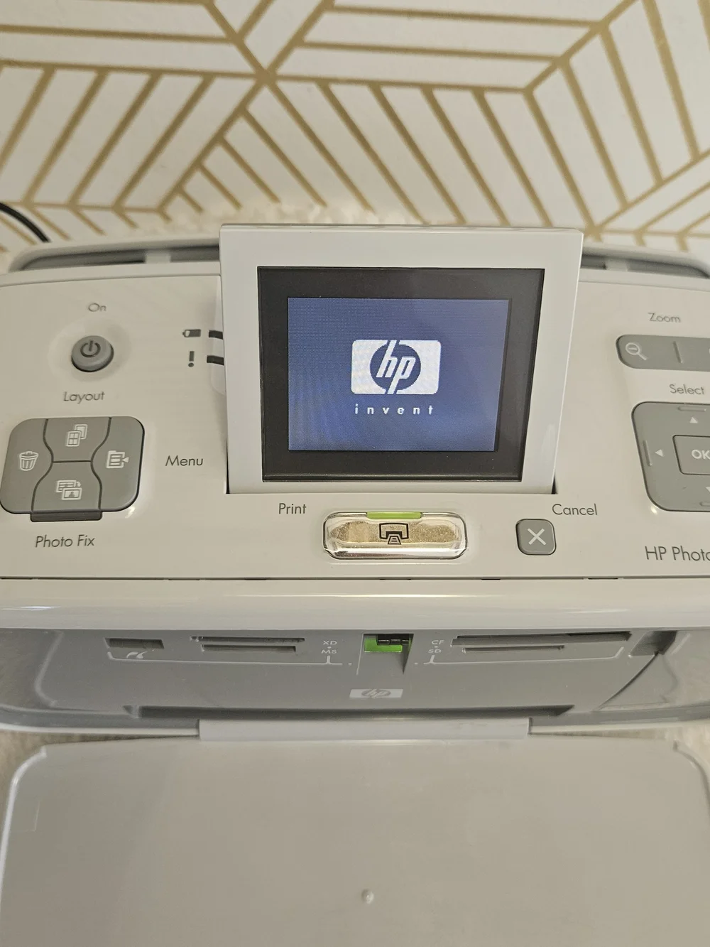 HP Photosmart A616 Compact Photo Printer - White and Gray